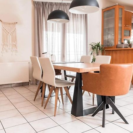 Sea Aura Apartment Kavala Bagian luar foto