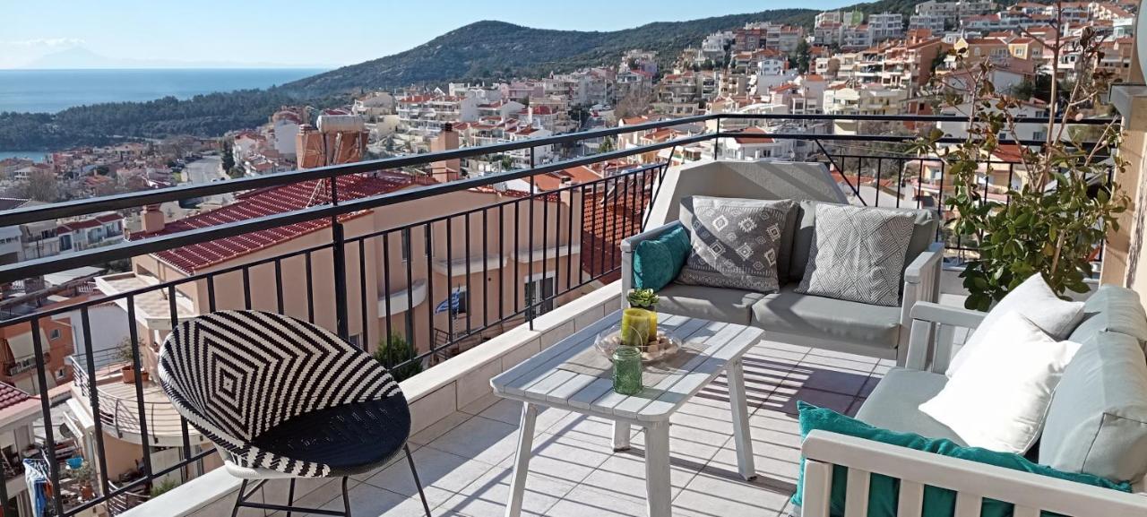 Sea Aura Apartment Kavala Bagian luar foto