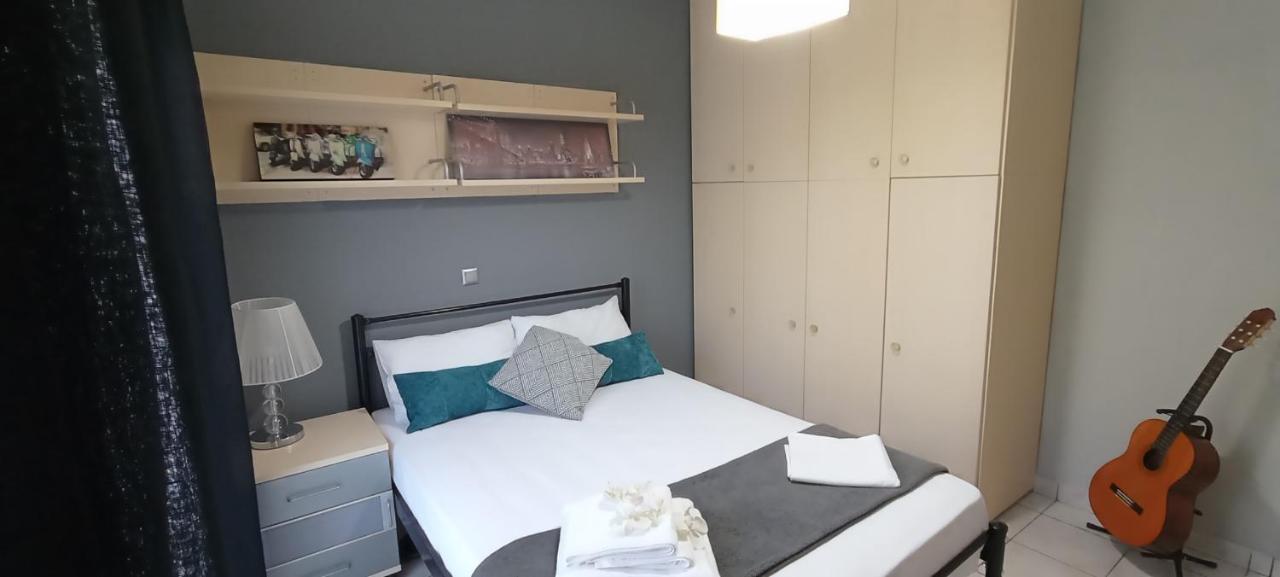 Sea Aura Apartment Kavala Bagian luar foto