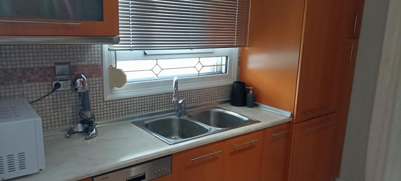 Sea Aura Apartment Kavala Bagian luar foto