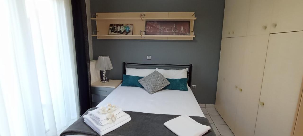 Sea Aura Apartment Kavala Bagian luar foto
